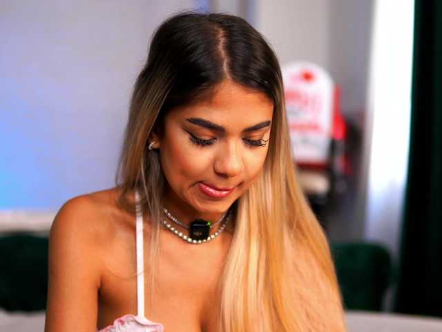 AshaYuva live cam on BongaCams