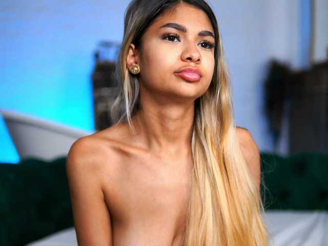 AshaYuva live cam on BongaCams