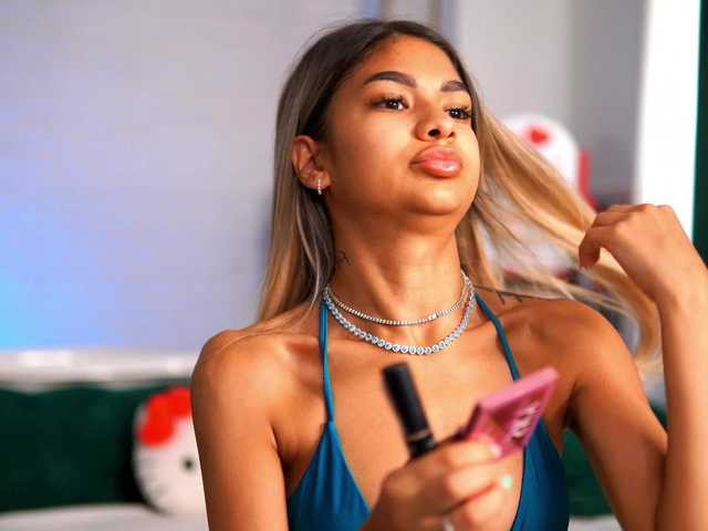 AshaYuva live cam on BongaCams