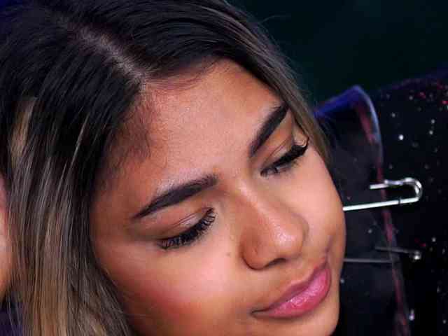 Model: AshaYuva