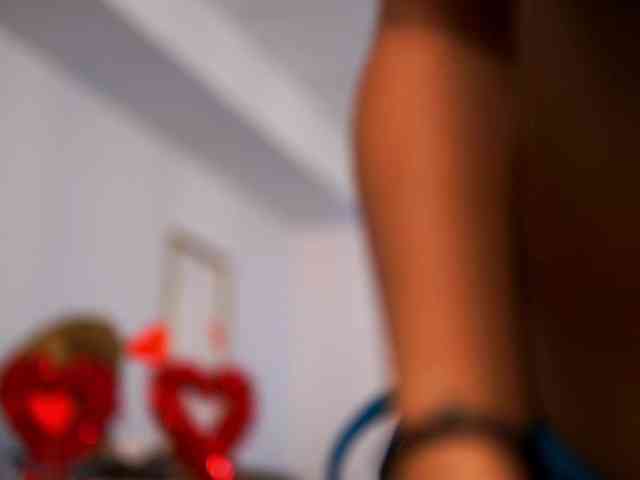 AshaYuva Live Webcam on BongaCams