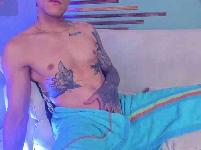 French-sexx Live Webcam on BongaCams