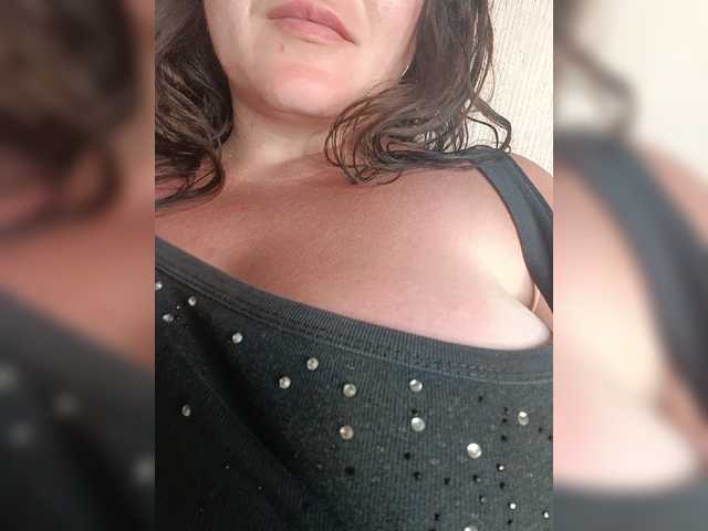 Elizabethh Live Cam su BongaCams