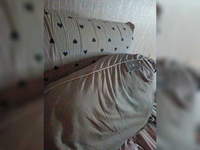 Elizabethh live cam on BongaCams