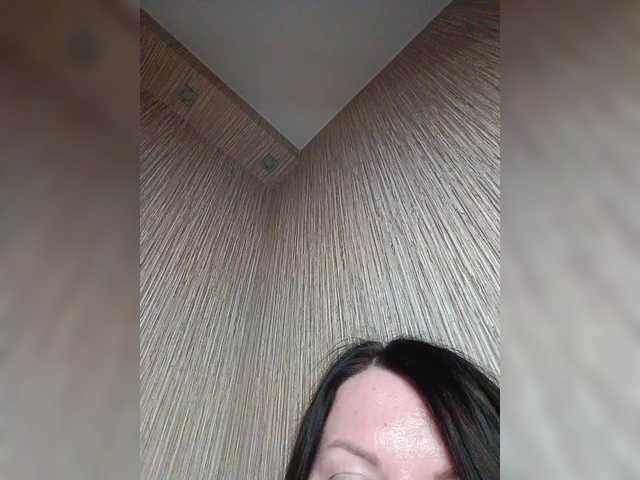 Elizabethh live cam on BongaCams
