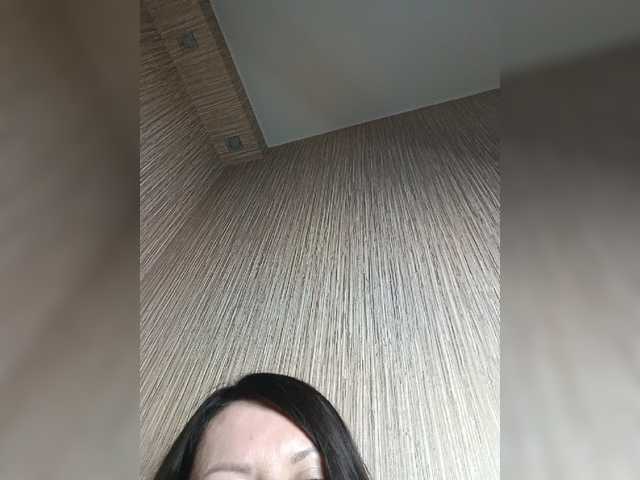 Elizabethh live cam on BongaCams