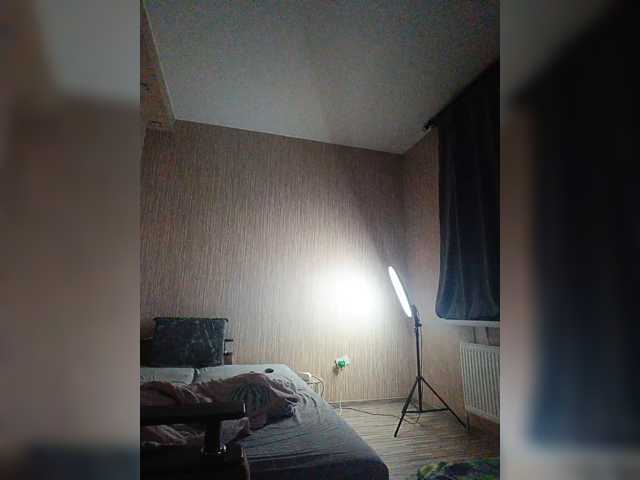 Elizabethh live cam on BongaCams