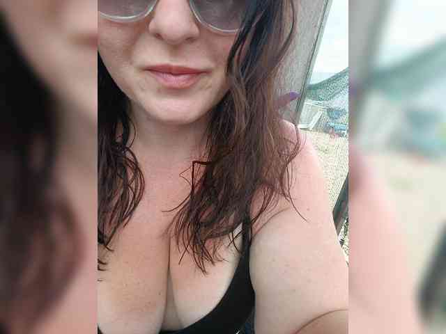 Elizabethh webcam