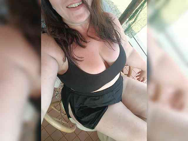 Elizabethh webcam