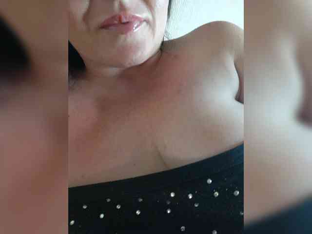 Elizabethh webcam