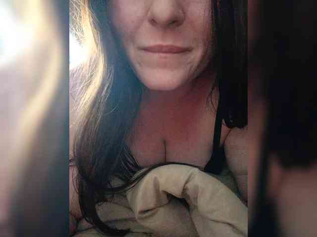Elizabethh webcam