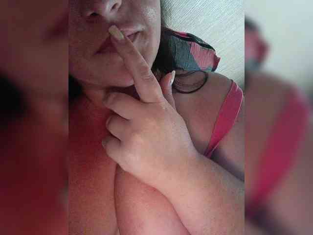 Elizabethh webcam