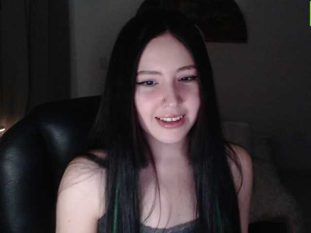 meko-hzu live cam on BongaCams