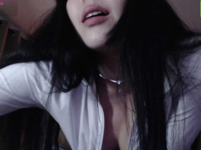 meko-hzu live cam on BongaCams