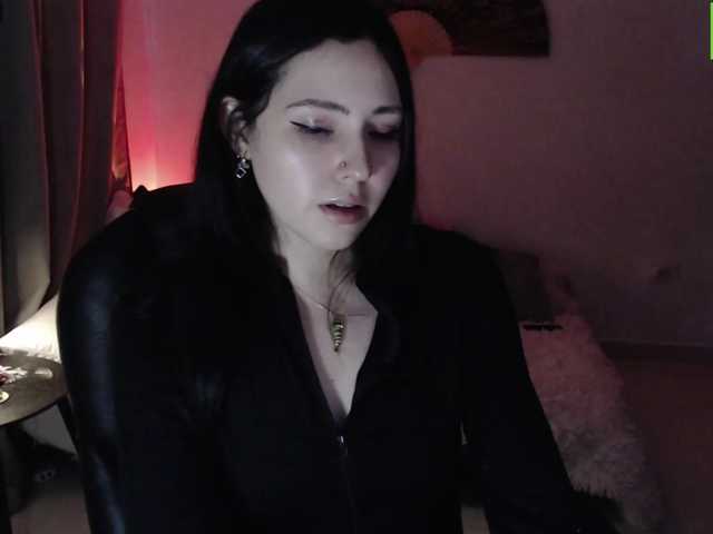 meko-hzu, en directo ahora en BongaCams