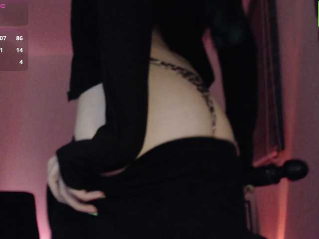 meko-hzu live cam on BongaCams