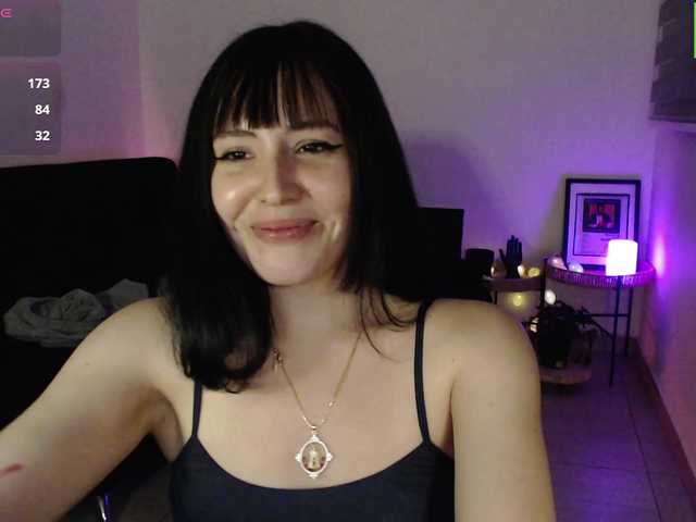 meko-hzu live cam on BongaCams