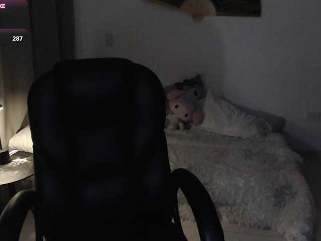 meko-hzu live cam on BongaCams