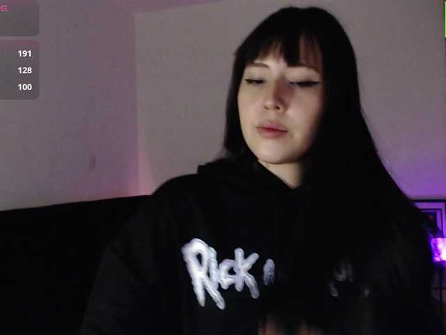meko-hzu Live Cam on BongaCams