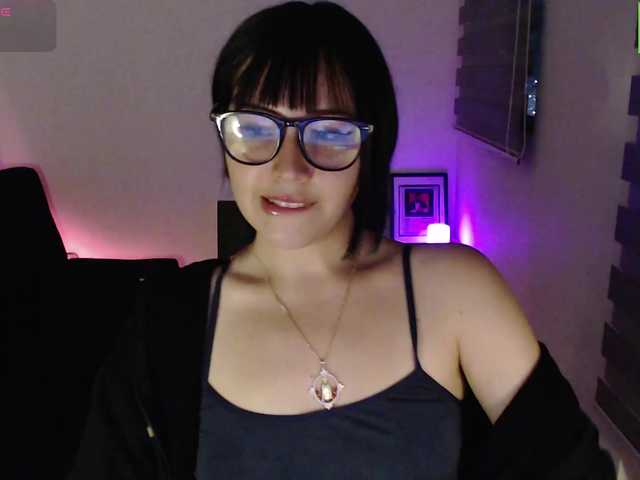 meko-hzu live cam on BongaCams