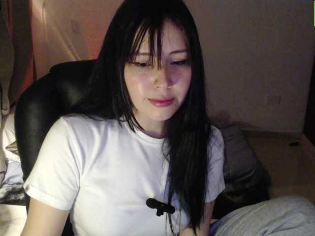 meko-hzu live cam on BongaCams