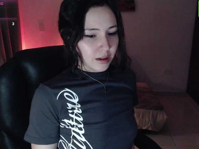 meko-hzu live cam on BongaCams