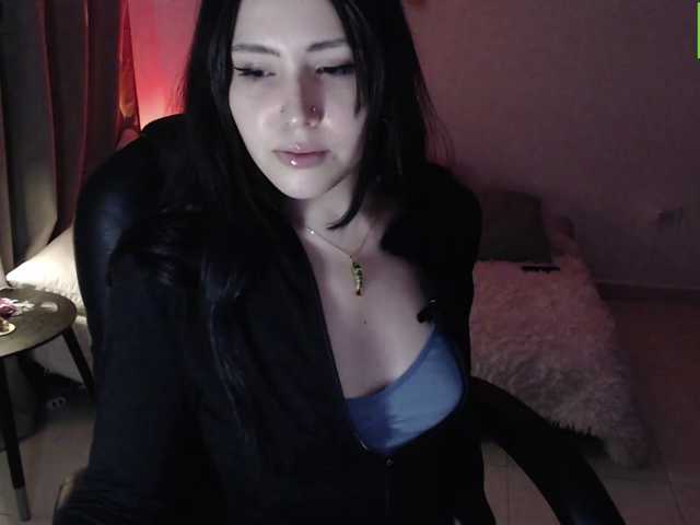 meko-hzu live cam on BongaCams