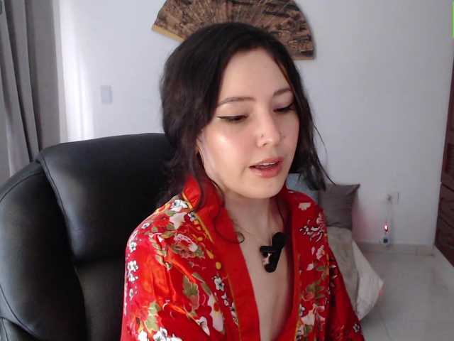 meko-hzu live cam on BongaCams