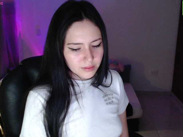 meko-hzu live cam on BongaCams