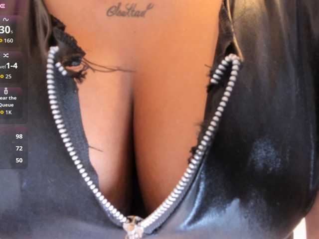 lucybeatifull live cam on BongaCams