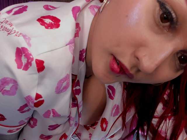 lucybeatifull live cam on BongaCams