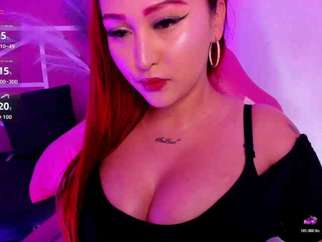 lucybeatifull webcam