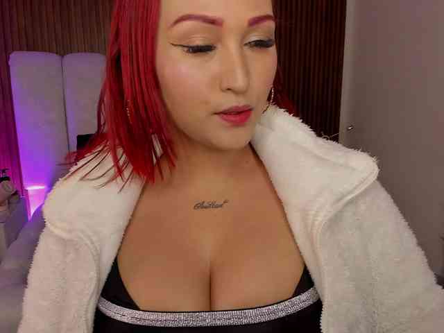 lucybeatifull webcam