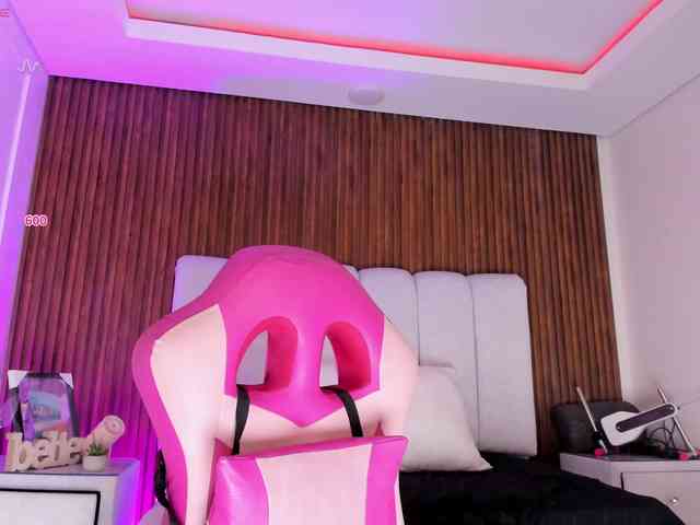 lucybeatifull webcam