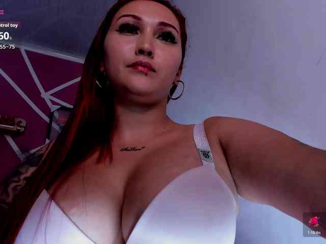 lucybeatifull webcam