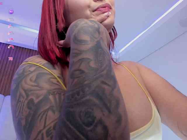 lucybeatifull webcam
