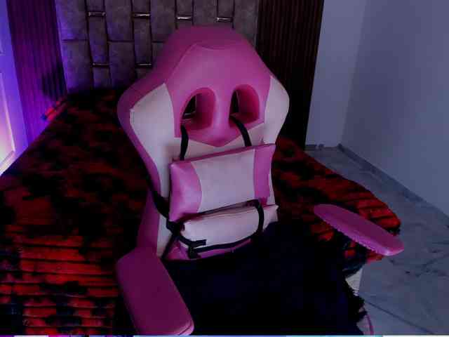 lucybeatifull webcam