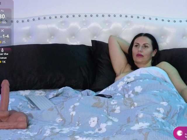 Violet888 live cam on BongaCams
