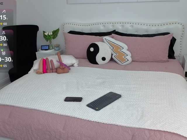 Violet888 live cam on BongaCams