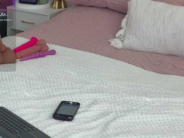 Violet888 live cam on BongaCams