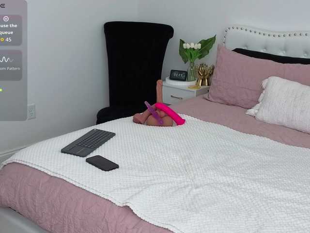 Violet888 live cam on BongaCams