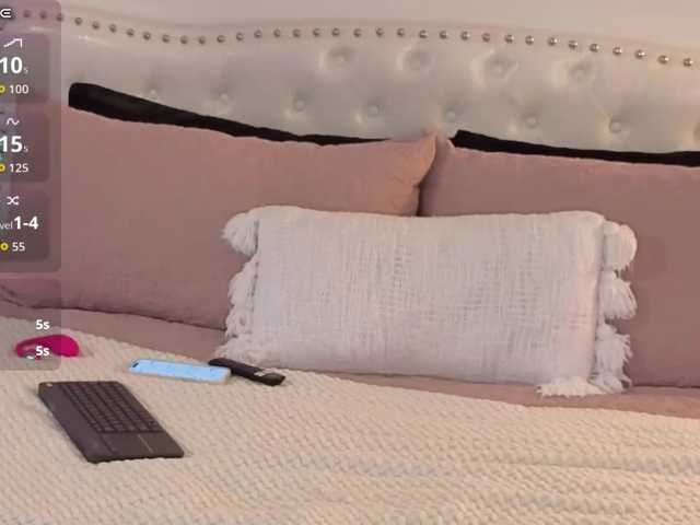 Violet888 live cam on BongaCams
