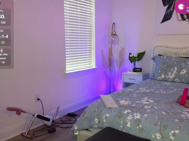 Violet888 live cam on BongaCams