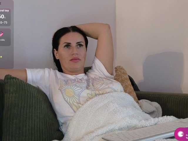 Violet888 live cam on BongaCams