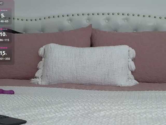Violet888 live cam on BongaCams