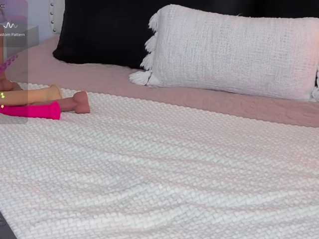 Violet888 live cam on BongaCams