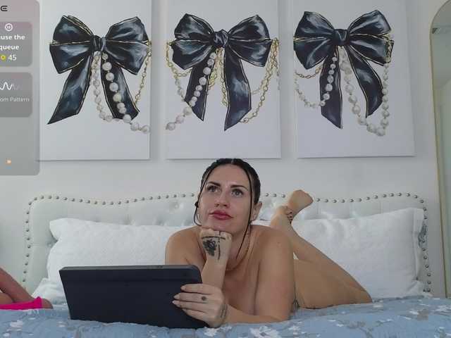 Violet888 live cam on BongaCams