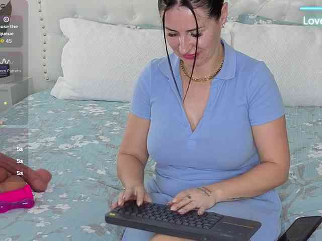 VioletBaby webcam