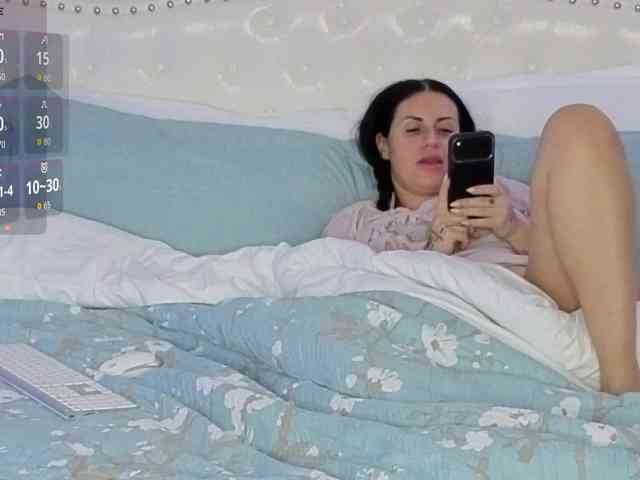 VioletBaby webcam