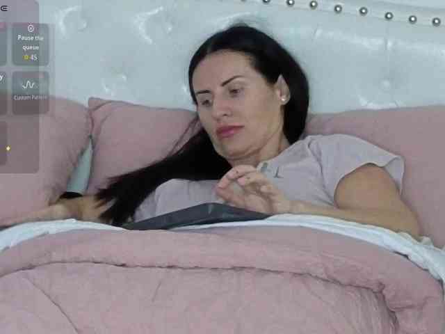 VioletBaby webcam